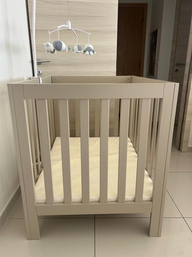 Set Box Bart Sand Incl Boxmatras Comfort en Boxkleed Minimal, Kinderen en Baby's, Ophalen, Gebruikt, Vierkant, In hoogte verstelbaar