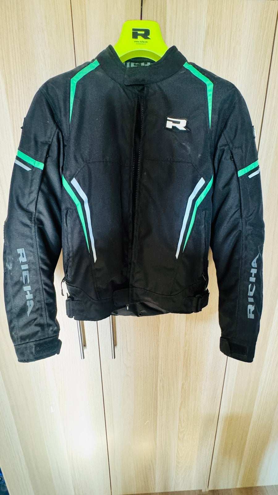 Richa motorvest maat S, Motoren, Ophalen