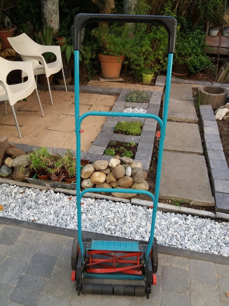 Tondeuse gazon Gardena 4000 SM, Jardin & Terrasse, Tondeuses à gazon, Tondeuses à gazon manuelles, Tondeuse rotative, 30 à 39 cm