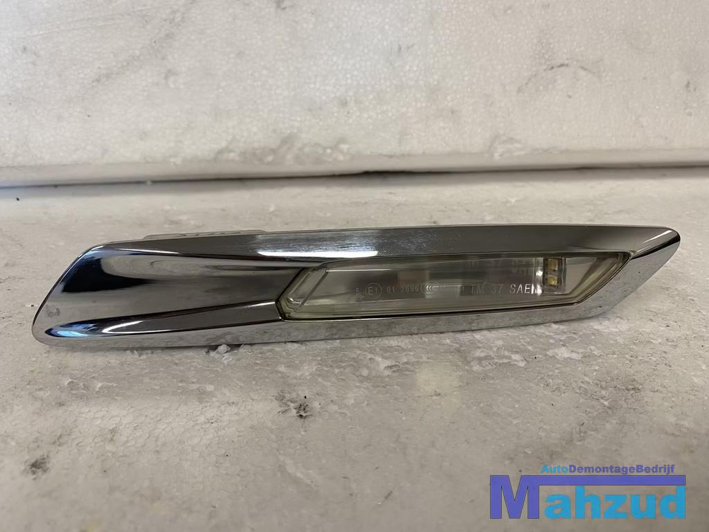 BMW 5 SERIE F10 F11 rechts Knipperlicht 2009-2017, Auto-onderdelen, Verlichting, BMW, Gebruikt