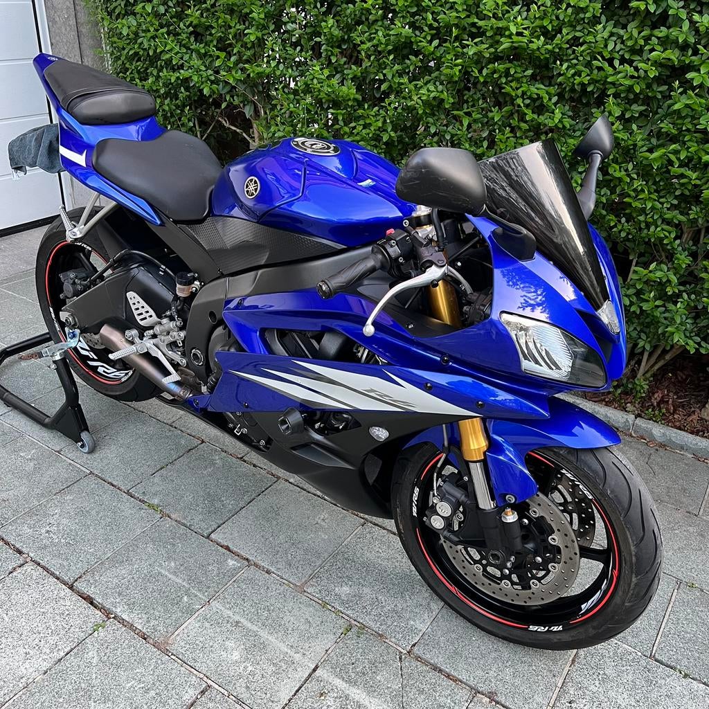 Yamaha YZF R6, Particulier