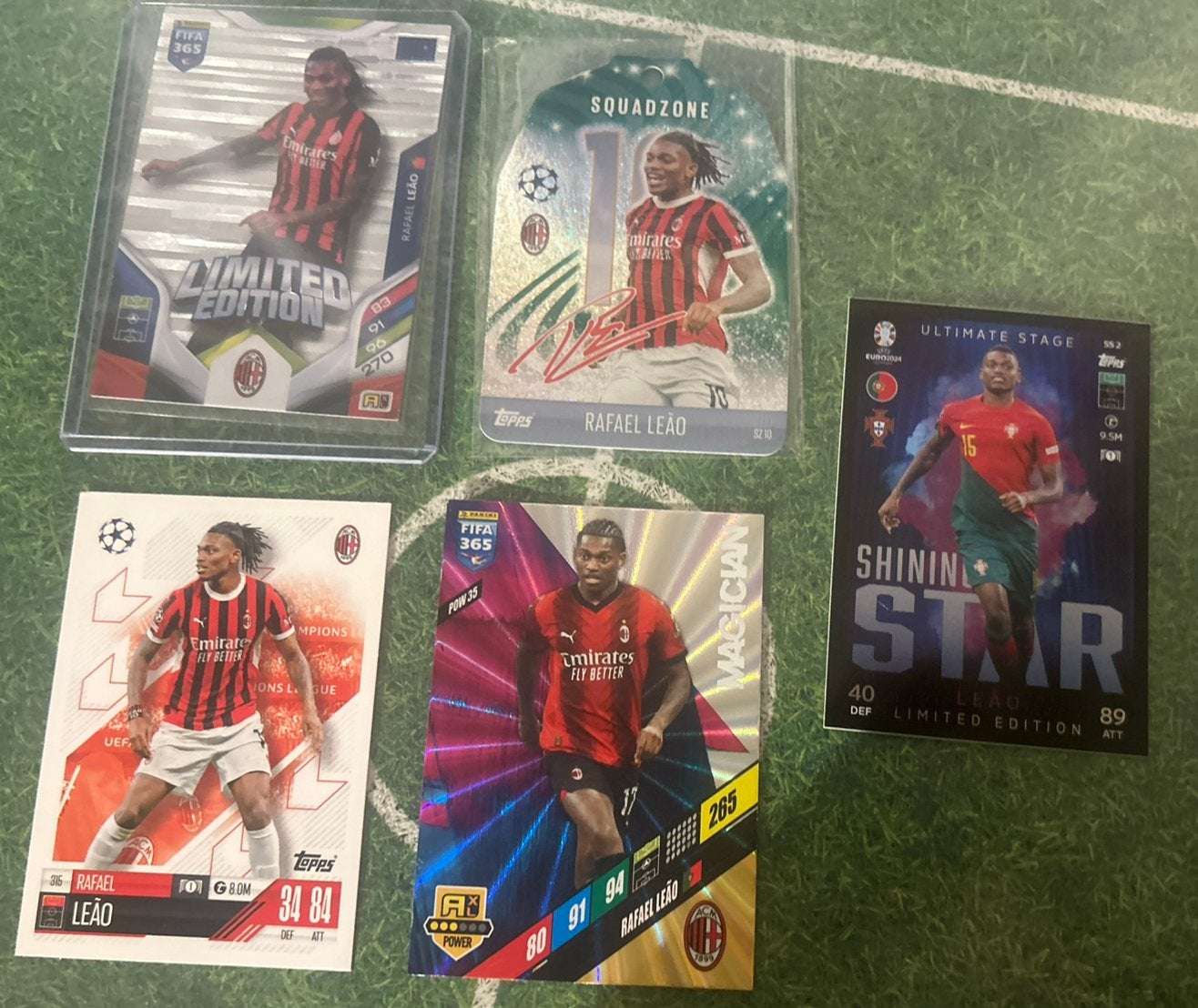 5 verschillende Rafael Leão kaartjes!, Ophalen of Verzenden, Nieuw, Meerdere plaatjes