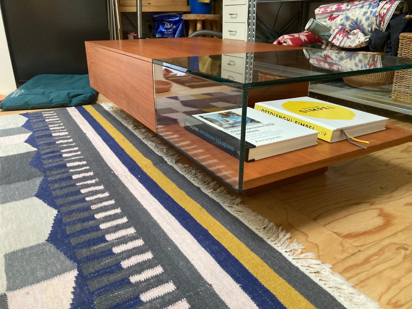 Habitat: Akira salontafel / coffee table, Ophalen