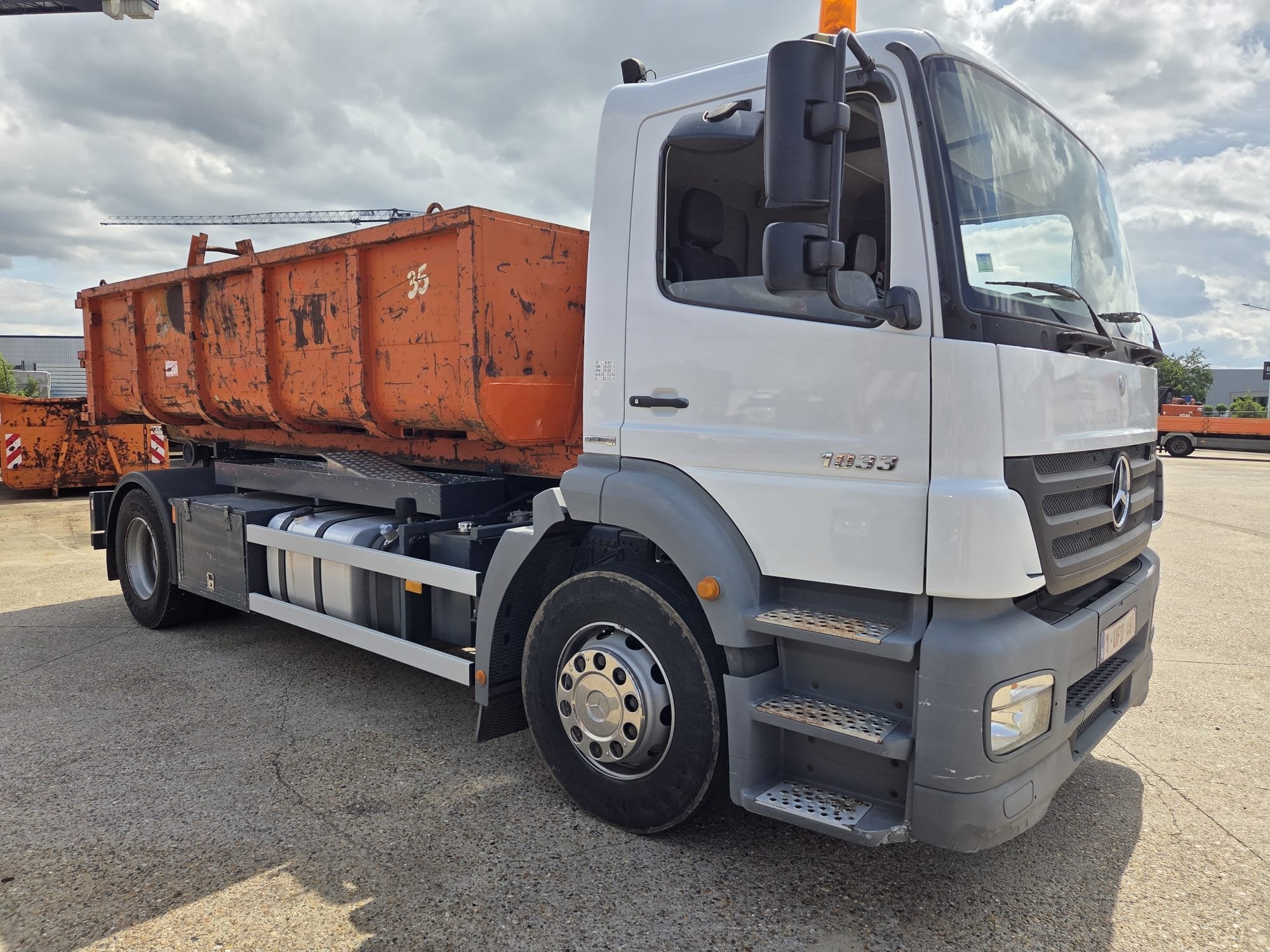 Mercedes-Benz Axor 1833 Hooklift system + hydr.lock, Auto's, Achterwielaandrijving, Wit, Mercedes-Benz, Bedrijf