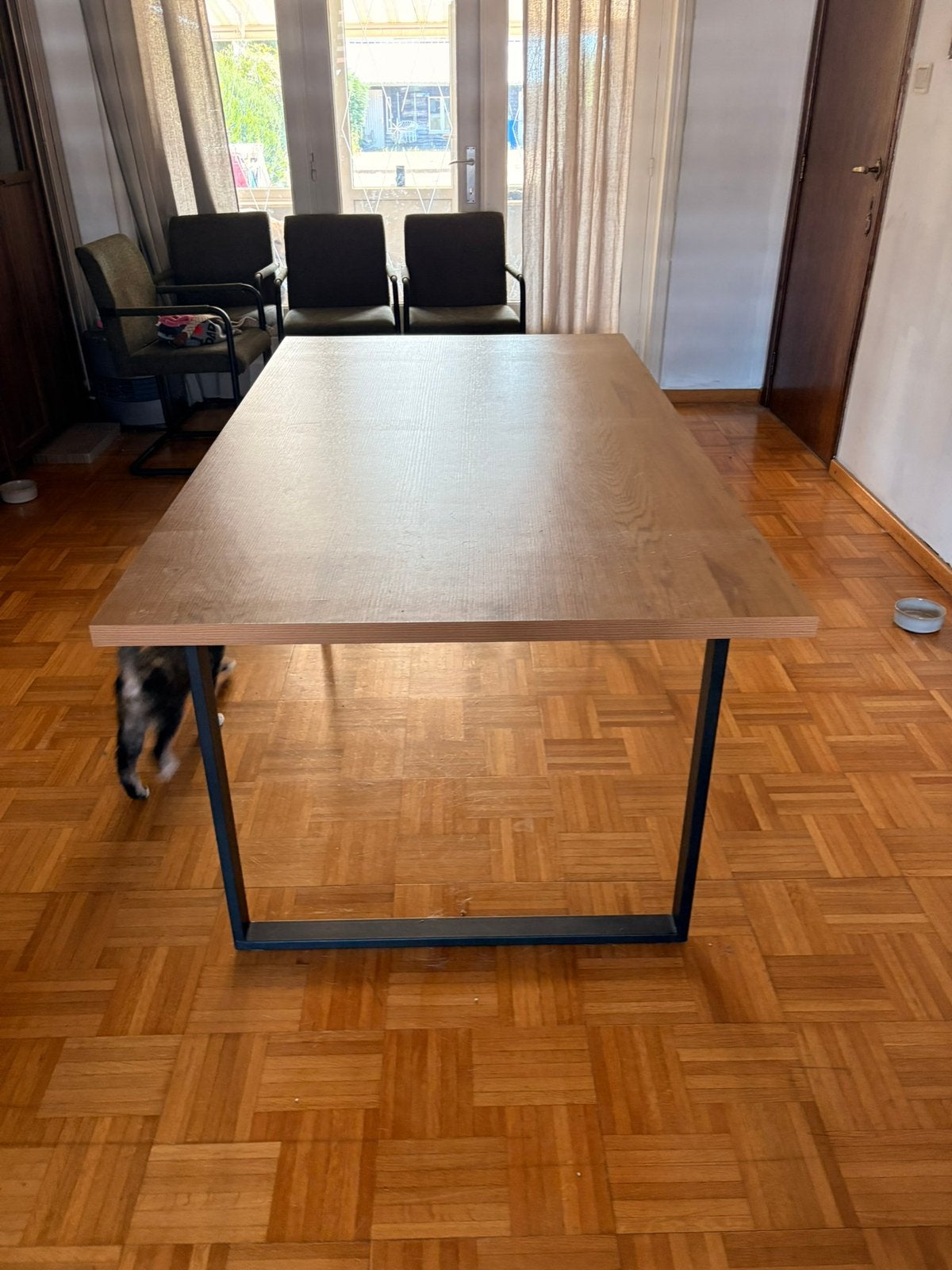 Eettafel, Enlèvement, Comme neuf