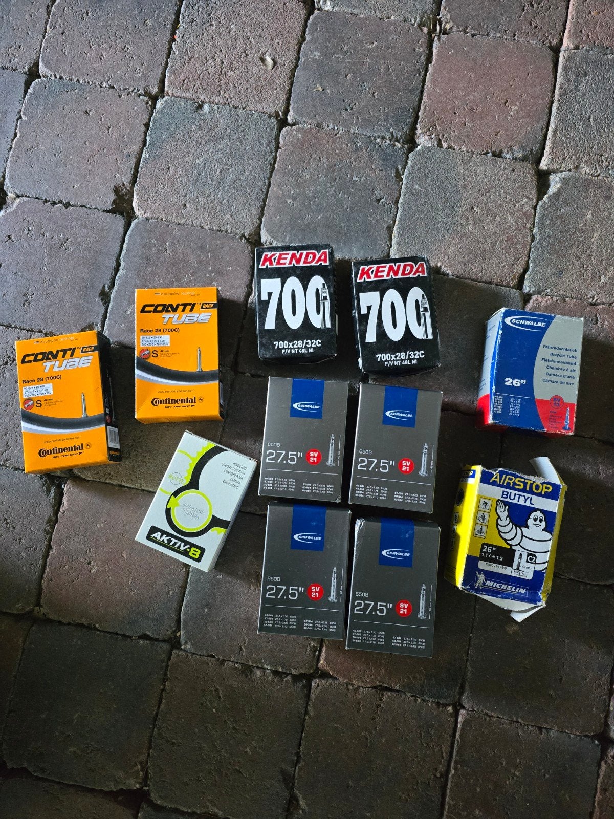 11 fietsbanden van verschillende maat, Fietsen en Brommers, Fietsonderdelen, Ophalen