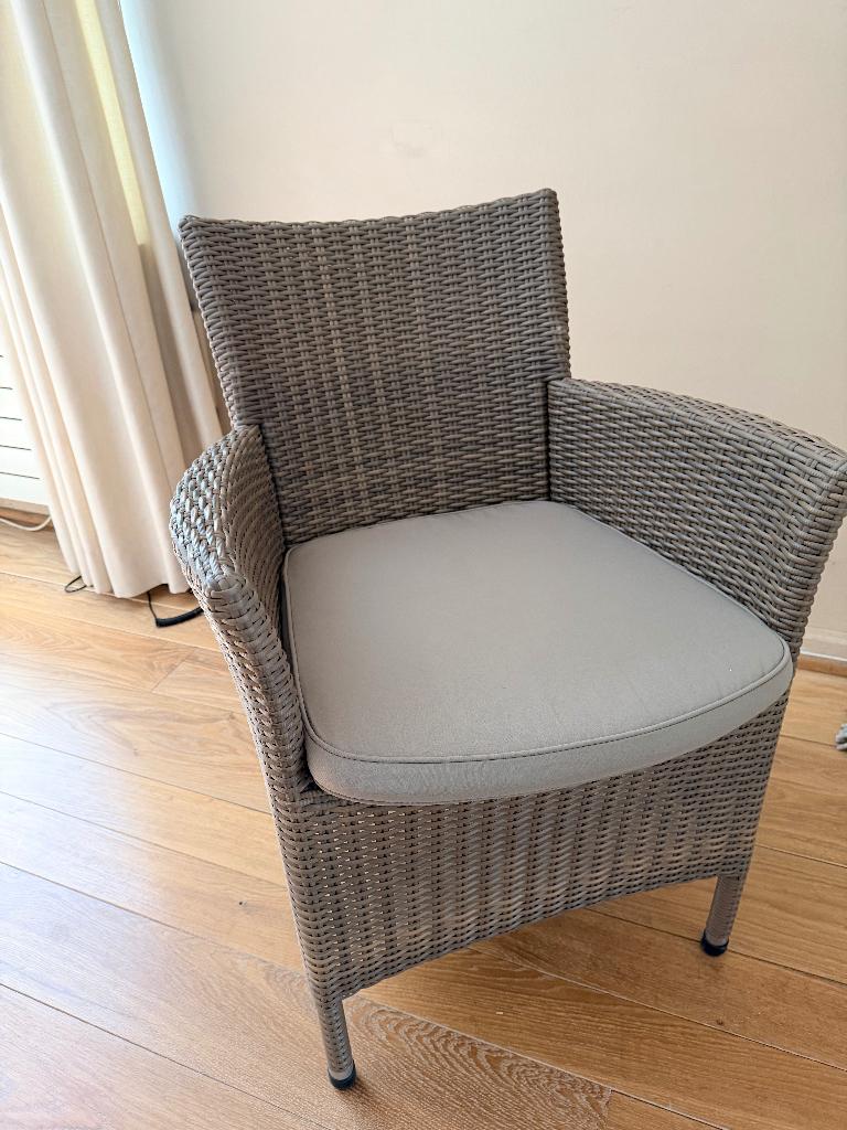 4 Rotan Zetels Taupe kleur met kussen, Ophalen, Zo goed als nieuw, Rotan