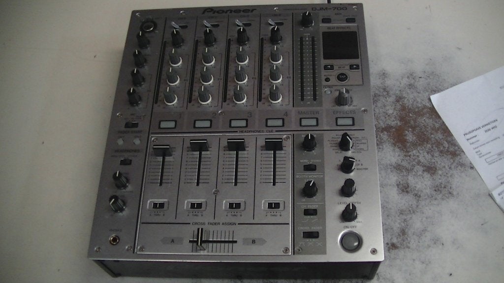 Pioneer DJM-700-S, Audio, Tv en Foto, Versterkers en Ontvangers, Ophalen of Verzenden, Gebruikt, Pioneer