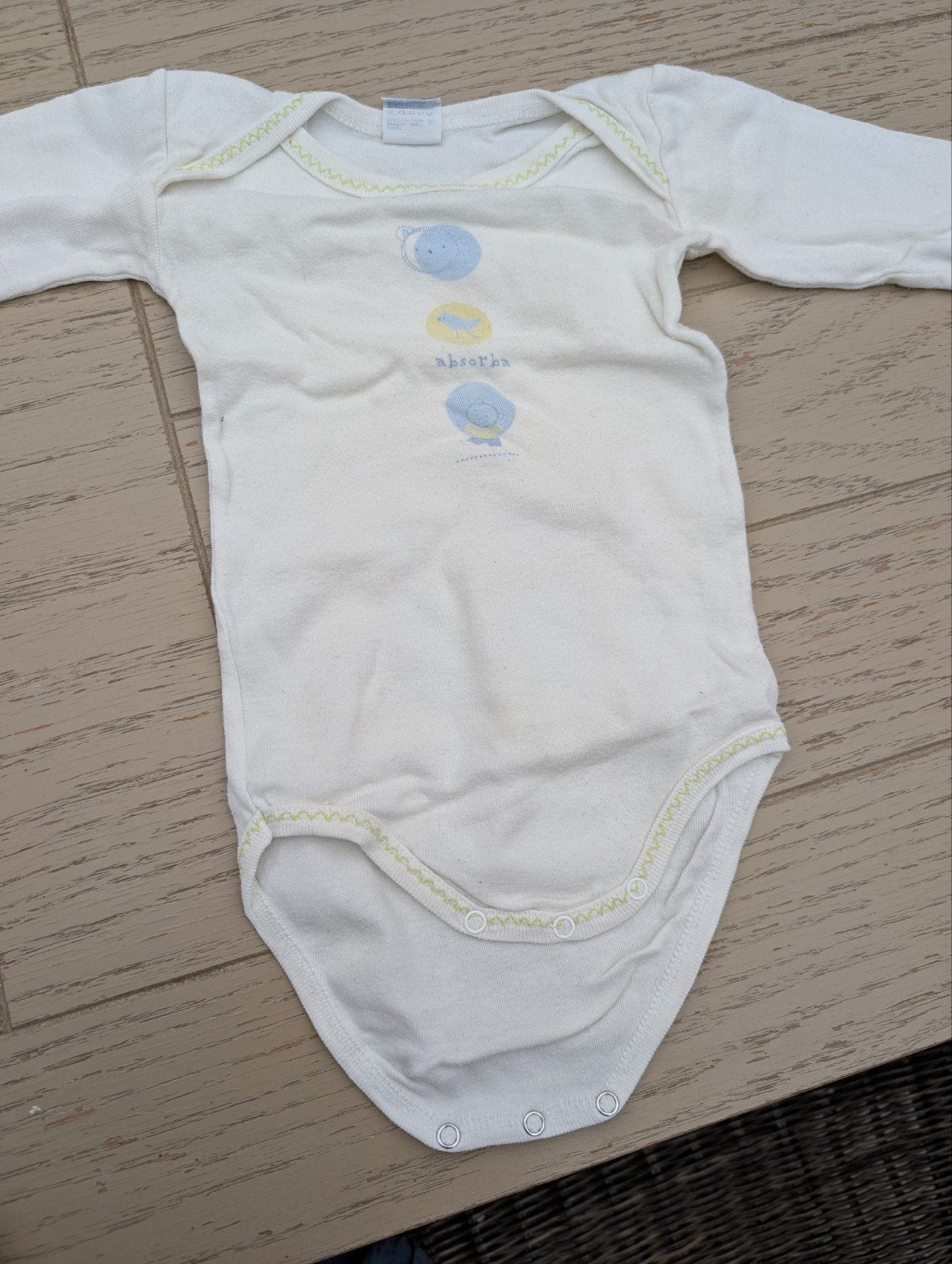 Body à manches courtes Absorba pendant 18 mois, Garçon ou Fille, Enlèvement ou Envoi, Comme neuf, Vêtements de nuit ou Sous-vêtements