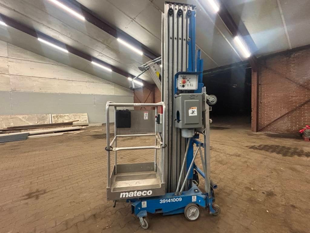 Genie AWP40S masthoogwerker 14 m hoogwerker Genie (bj 2018), Zakelijke goederen, Machines en Bouw | Liften, Steigers en Ladders