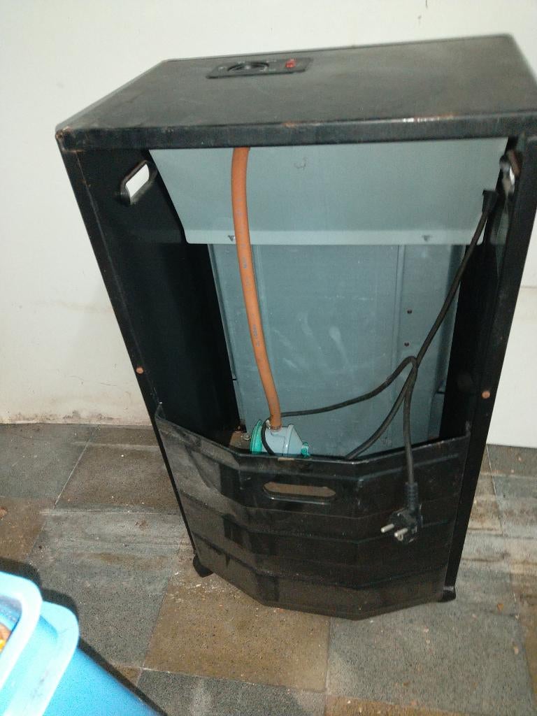Verplaatsbare kachel / verwarming op gas met ventilator, Ophalen, Gebruikt, Gas, Vrijstaand