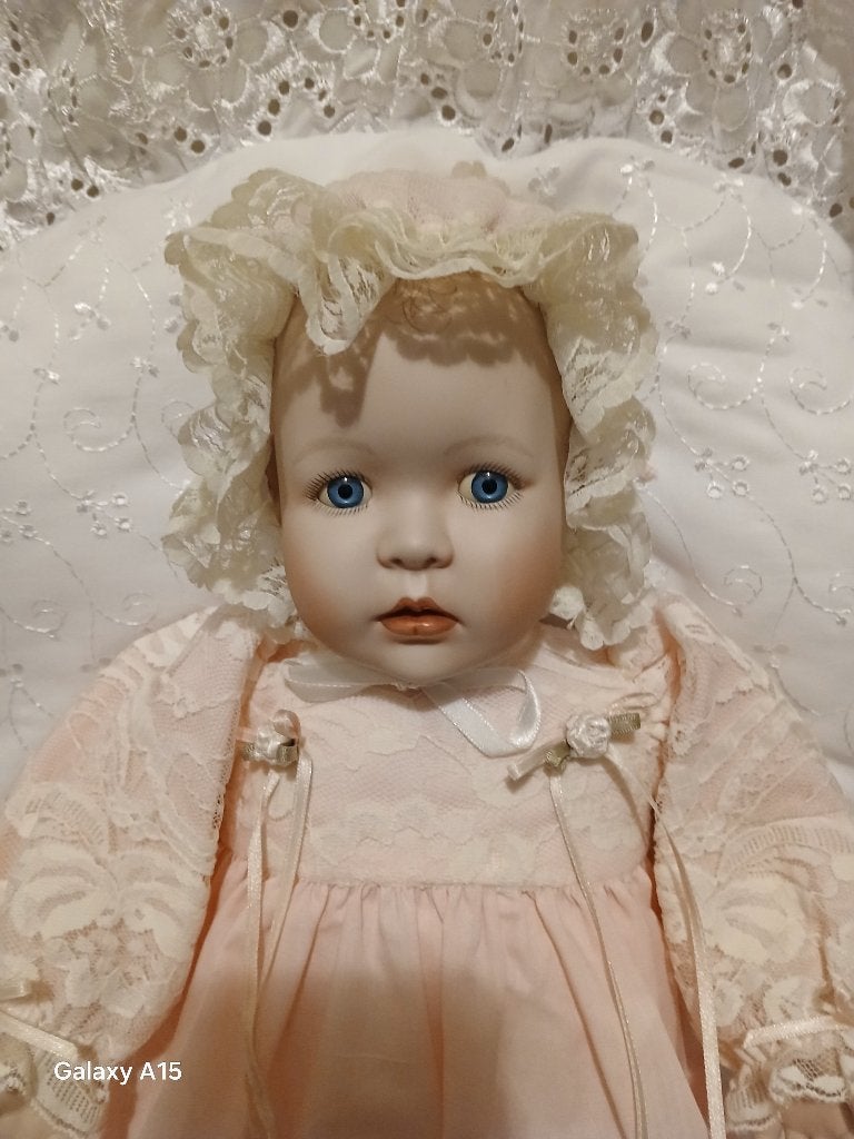 Lief babypopje, Verzenden, Zo goed als nieuw, Pop