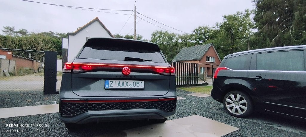 Vw Tayron 2.0 Tdi R-LINE DSG 7pl 2026 NARDO Grey Black Style, Dealer onderhouden, 4 cilinders, Alcantara, 7 zetels