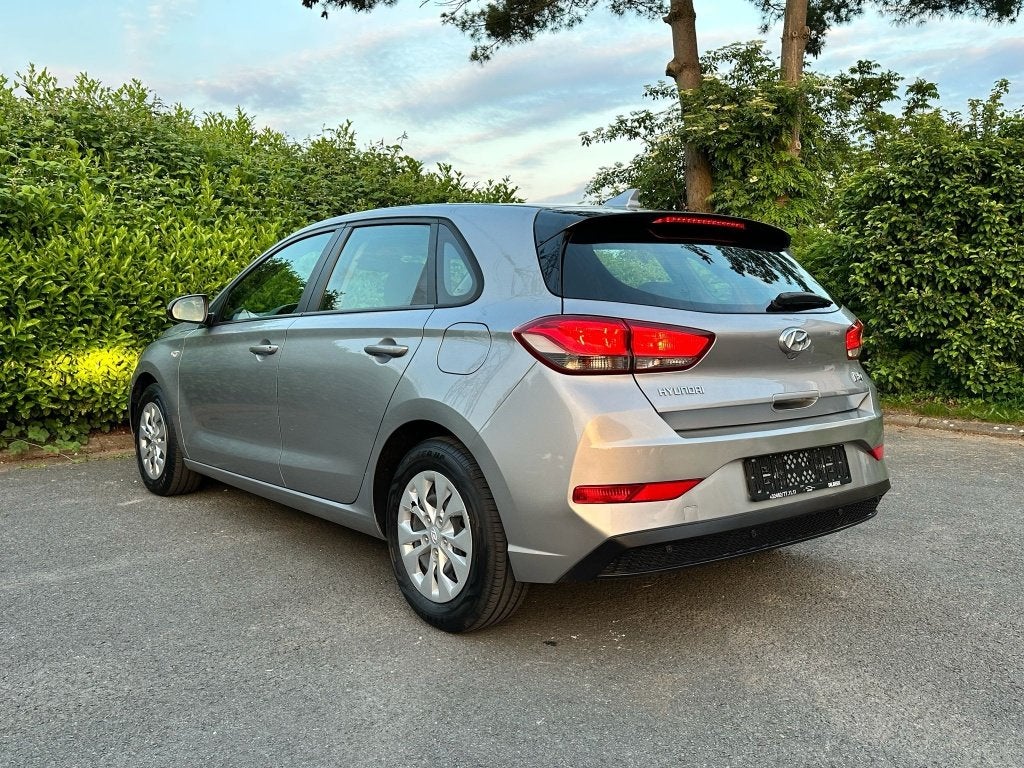 Hyundai i30 1.5 Essence 2021 Euro 6a Airco  83.000km LED, Autos, Argent ou Gris, Achat, Euro 6, Entreprise