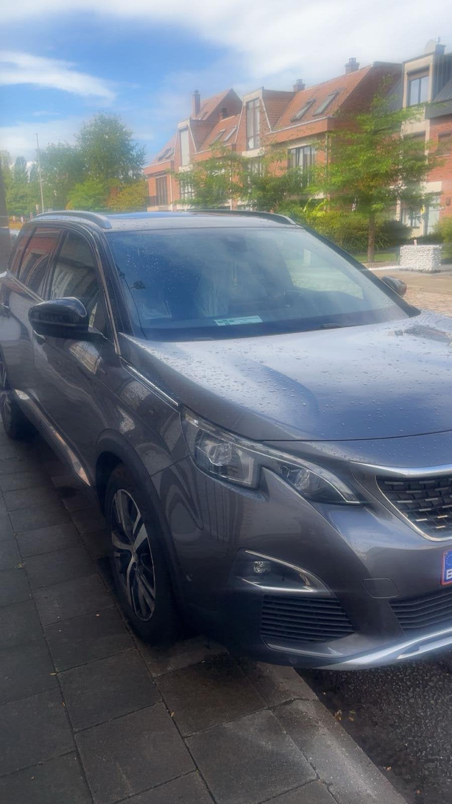 Peugeot 5008 1.2 PureTech Allure, 140 g/km, 1199 cc, 1290 kg, Leder en Stof