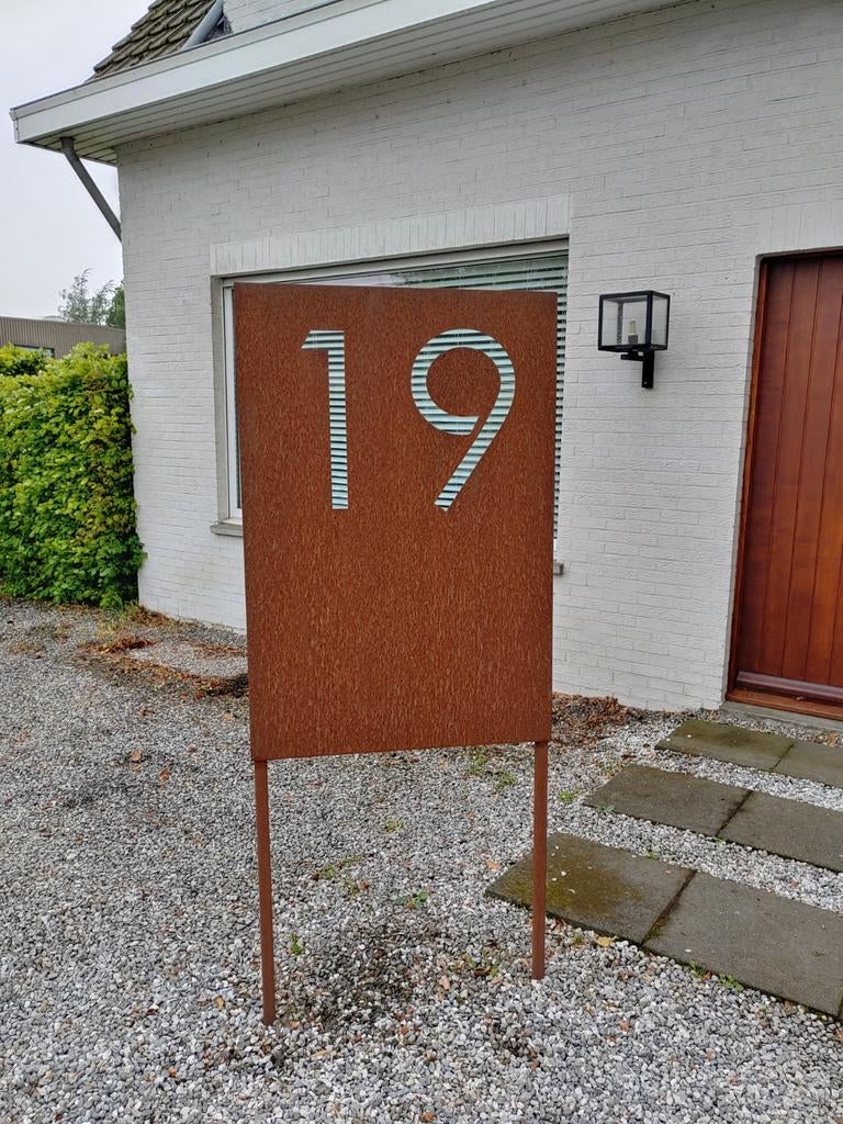 Huisnummer 19, Ophalen
