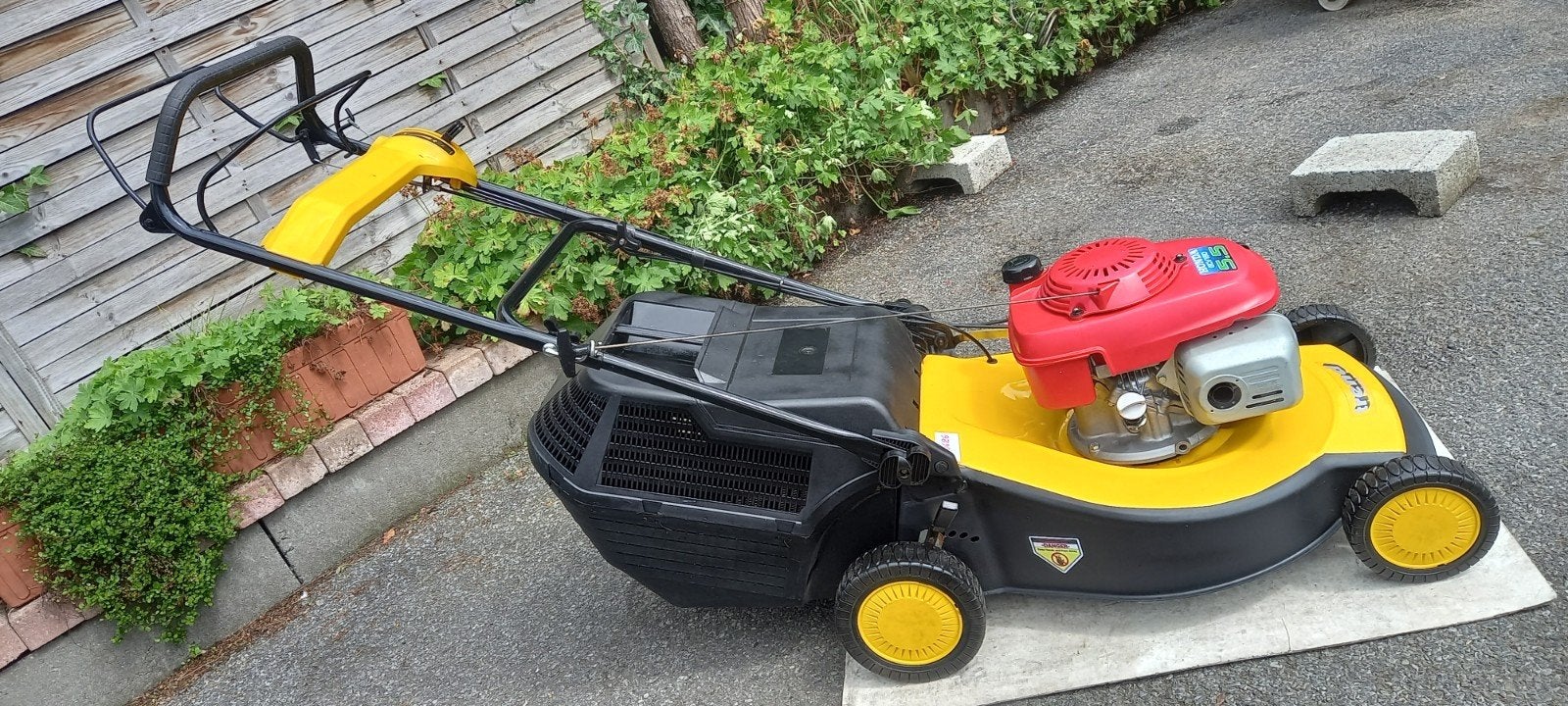 CASTELGARDEN HONDA GCV160 ZELFTREKKER BENZINE GRASMAAIER, Ophalen