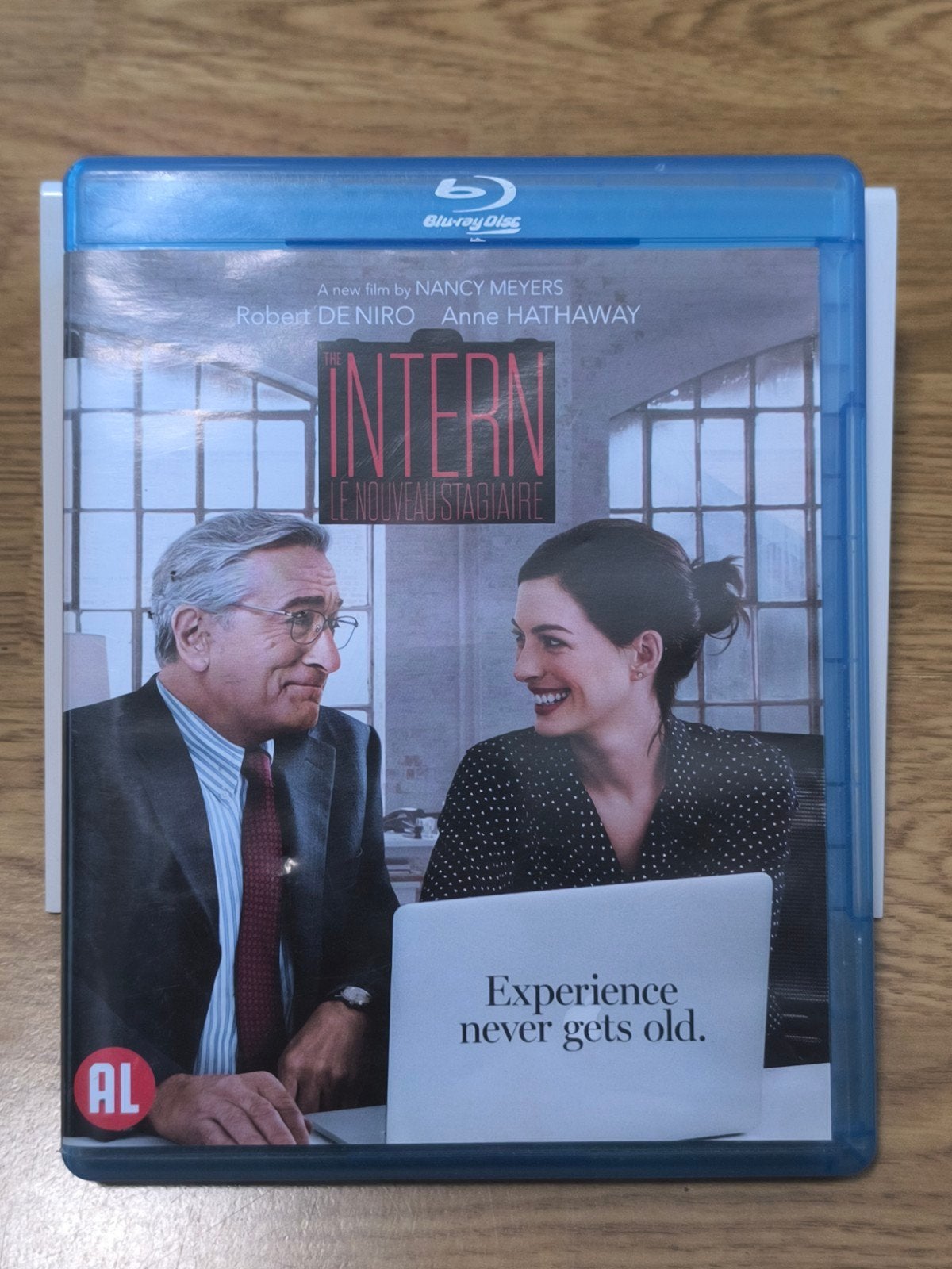 the intern blu ray - Robert de Niro - anne Hathaway -blu ray, CD & DVD, Blu-ray, Avec suppléments, Néerlandais, Enlèvement ou Envoi