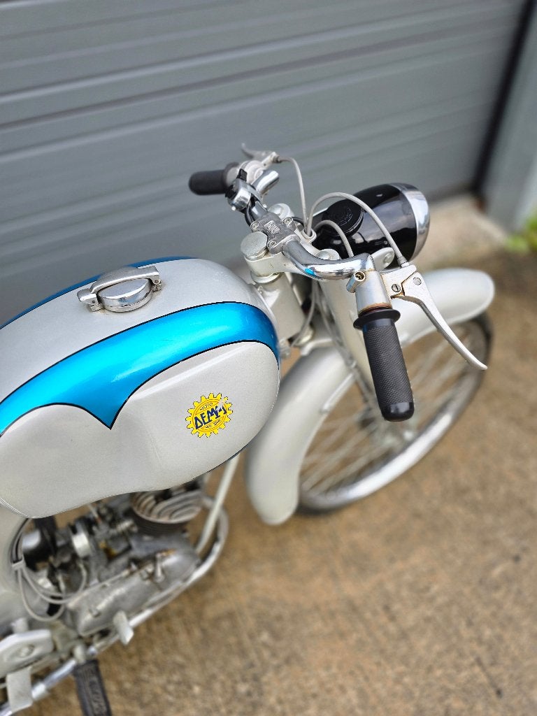 Demm 50cc, Ophalen