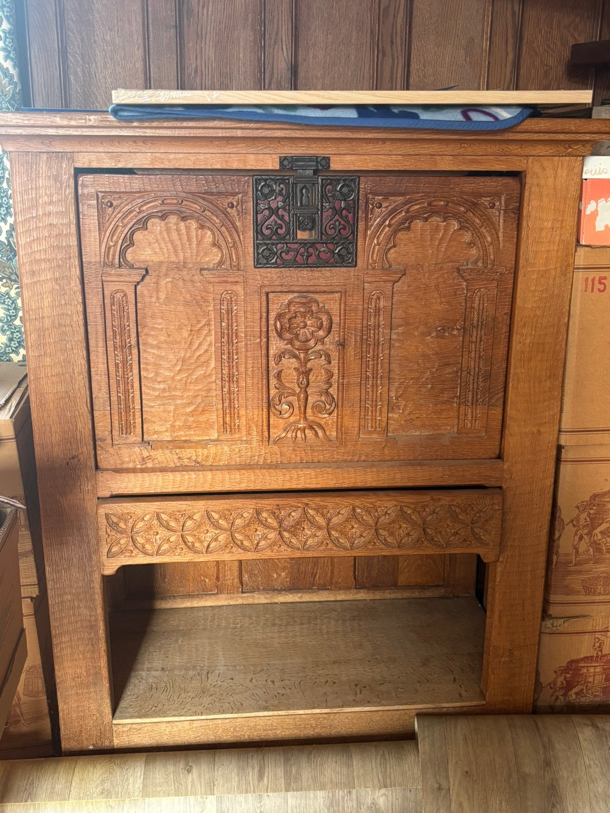 Bar en bois, Antiquités & Art, Enlèvement