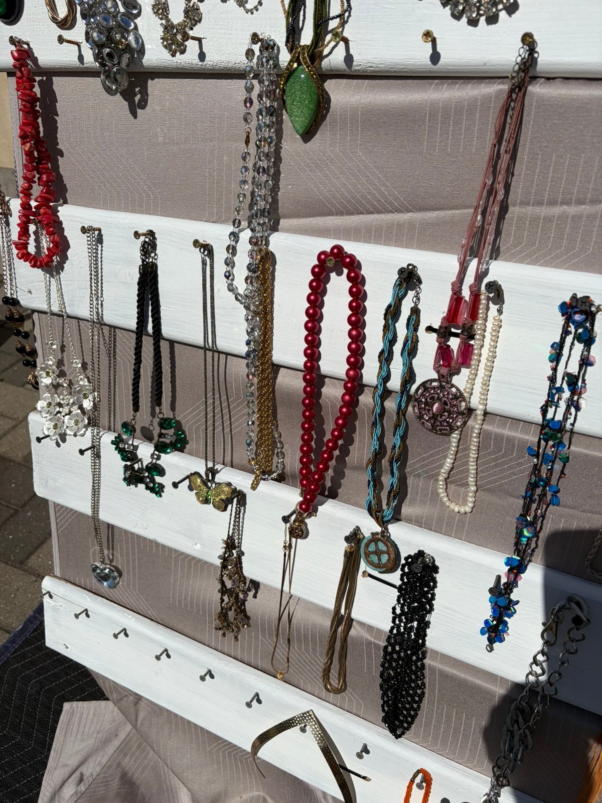 93 verschillende kettingen, Bijoux, Sacs & Beauté, Colliers, Enlèvement ou Envoi, Comme neuf, Autres matériaux
