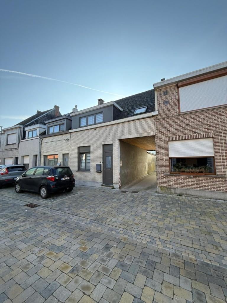 Rijwoning te koop in Wetteren, Immo, Huizen en Appartementen te koop, Provincie Oost-Vlaanderen, 500 tot 1000 m², Tussenwoning