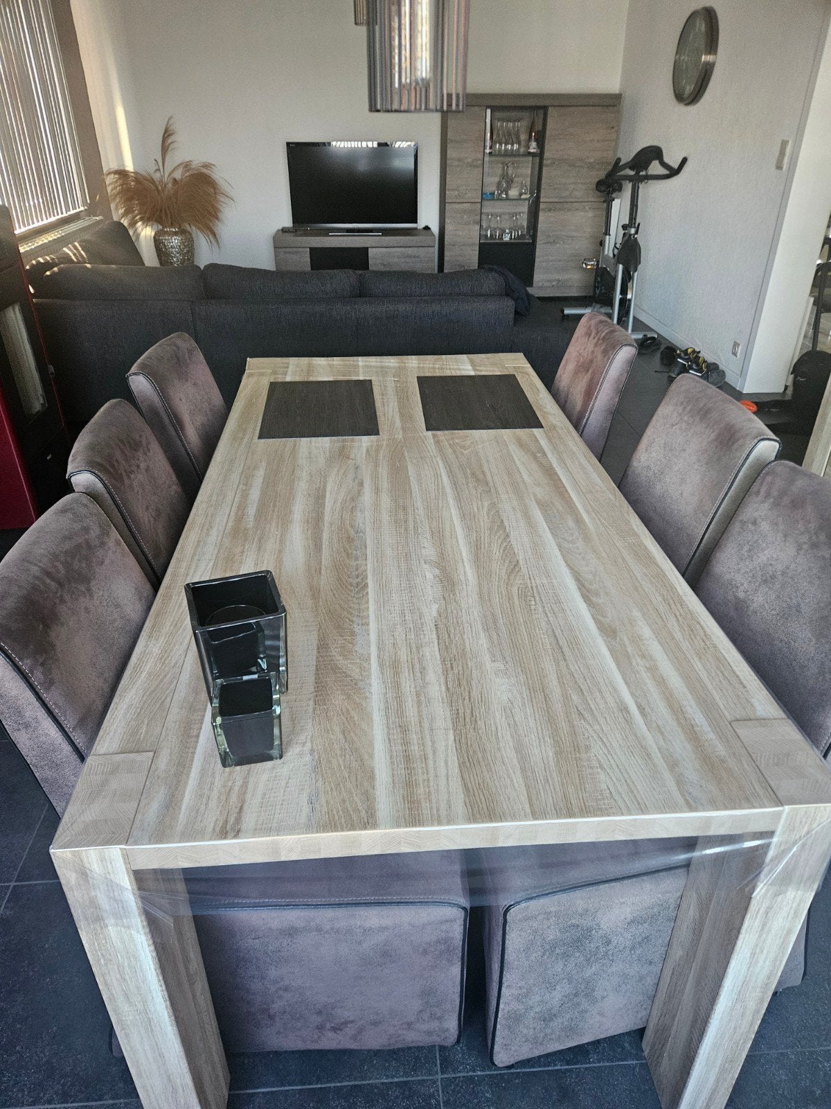 tafel en stoelen, Ophalen
