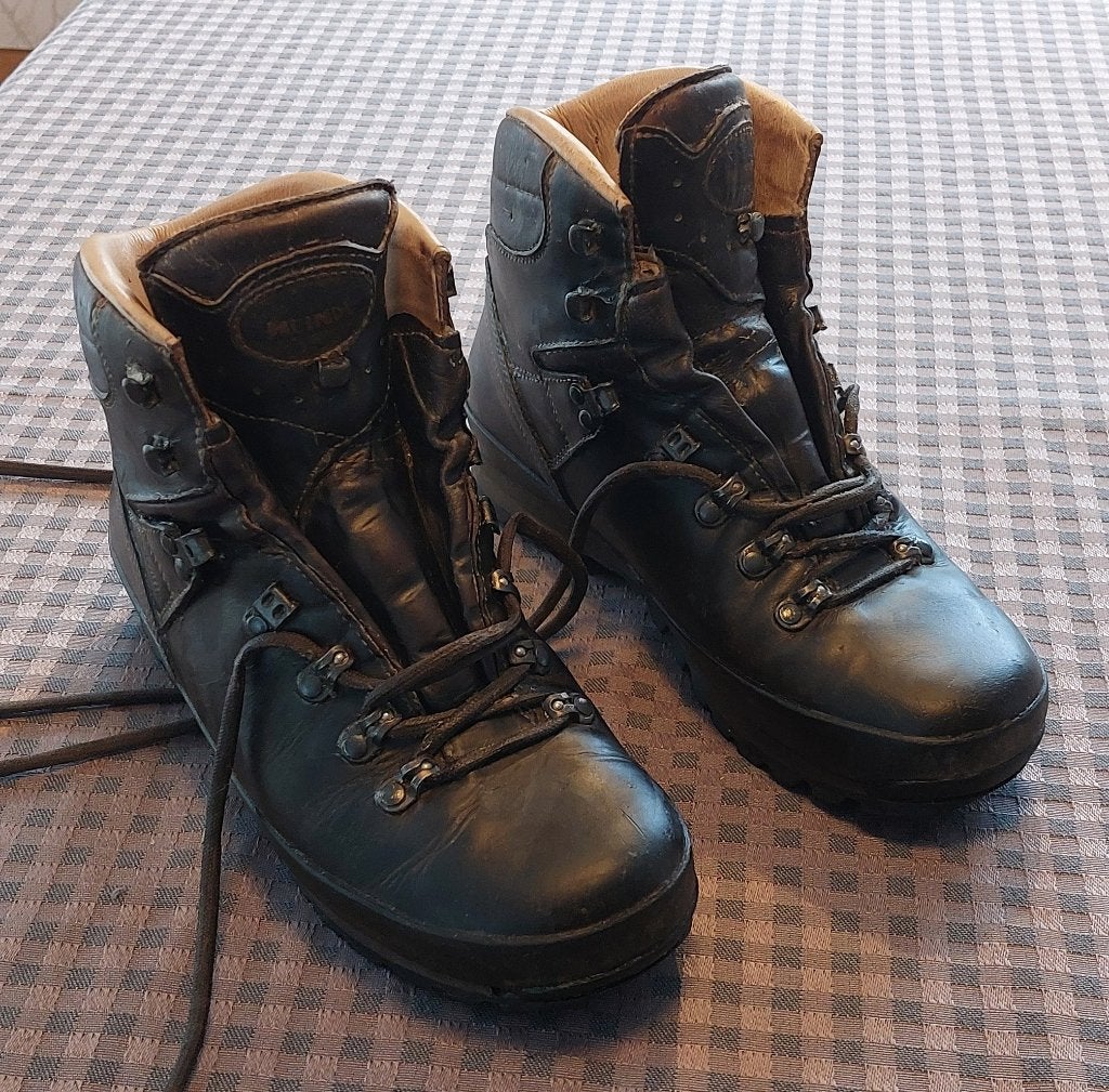 Chaussures de randonnée Meindl taille 41, Enlèvement, Utilisé, Chaussures