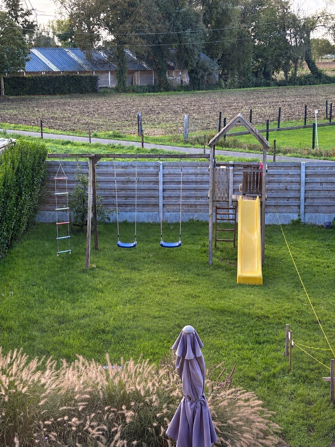 Speeltuig met huisje/schommels, Enlèvement, Utilisé, Toboggan