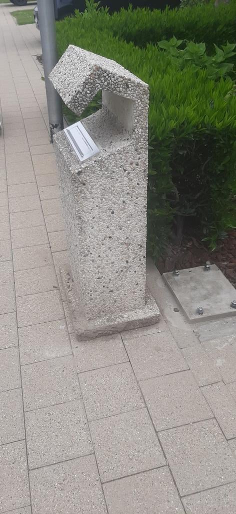 Brievenbus, Tuin en Terras, Brievenbussen, Ophalen, Zo goed als nieuw, Beton, Staande brievenbus