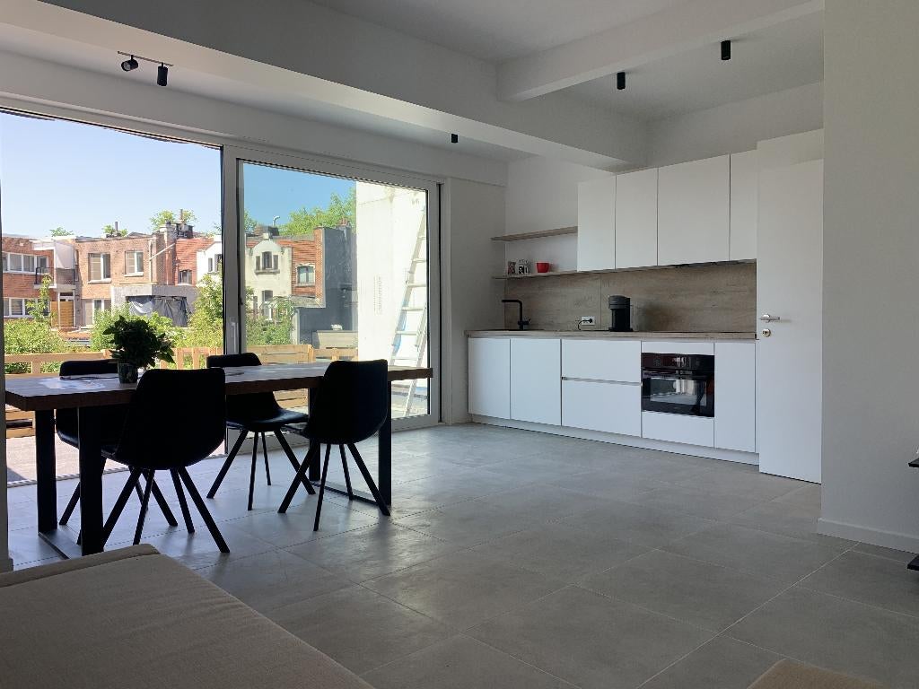 495€ - Kamer in lichtrijke, moderne co-housing te Antwerpen, Immo, Appartementen en Studio's te huur, Antwerpen (stad), Minder dan 20 m²