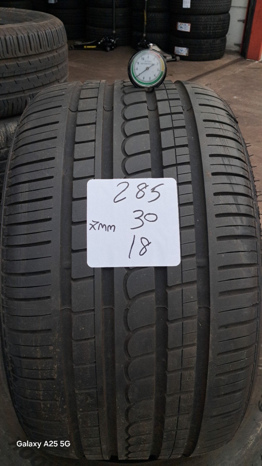 2853018 285/30/18 285/30zr18 Démo estivale, Autos : Pièces & Accessoires, Enlèvement