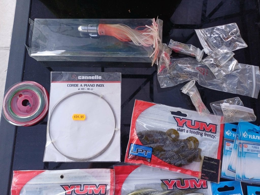 vend lot leurre et  autre info MP, Ophalen, Gebruikt, Complete set