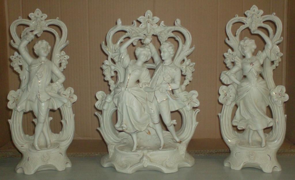 SCHOUWGARNITUUR WIT BISCUIT, Antiek en Kunst, Ophalen