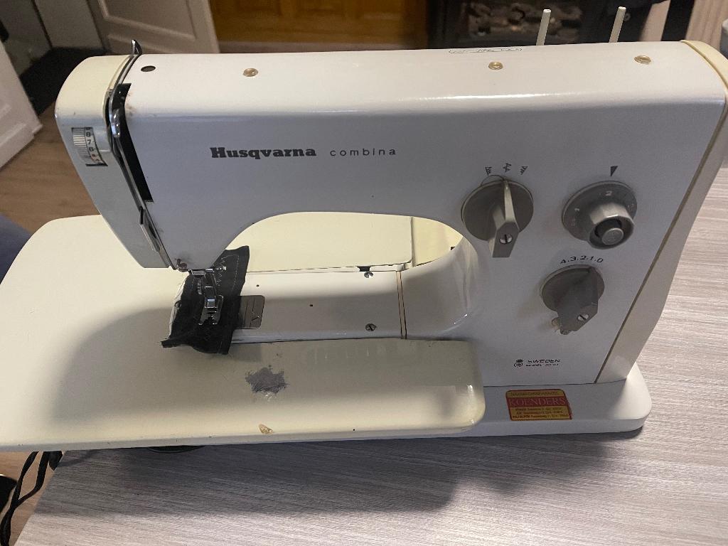Husqvarna naaimachine Goede staat, Enlèvement, Utilisé, Machine à coudre, Husqvarna