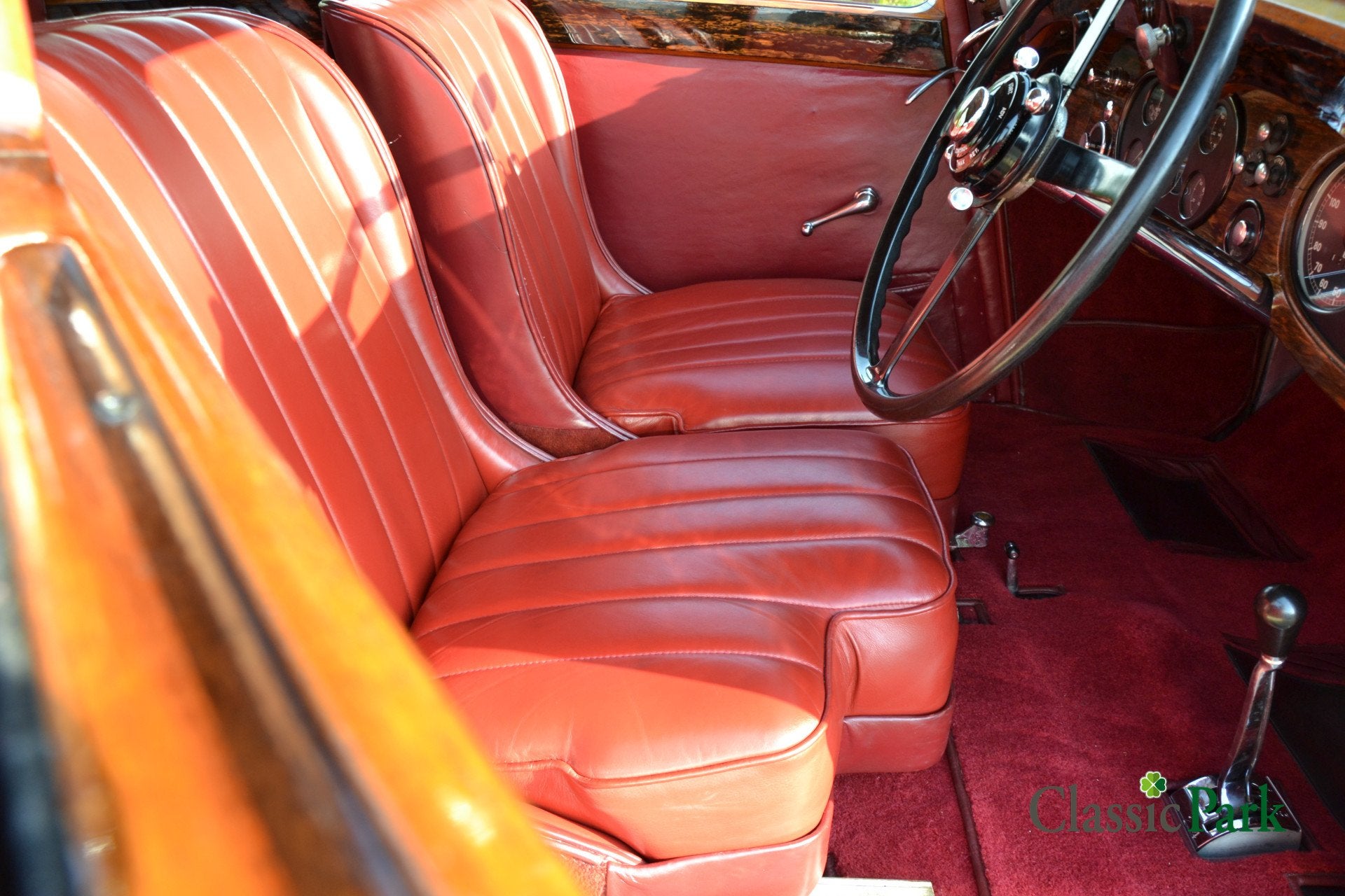 Bentley 3 ½ Litre Hooper Sports Saloon (Derby) (bj 1937), foto 10