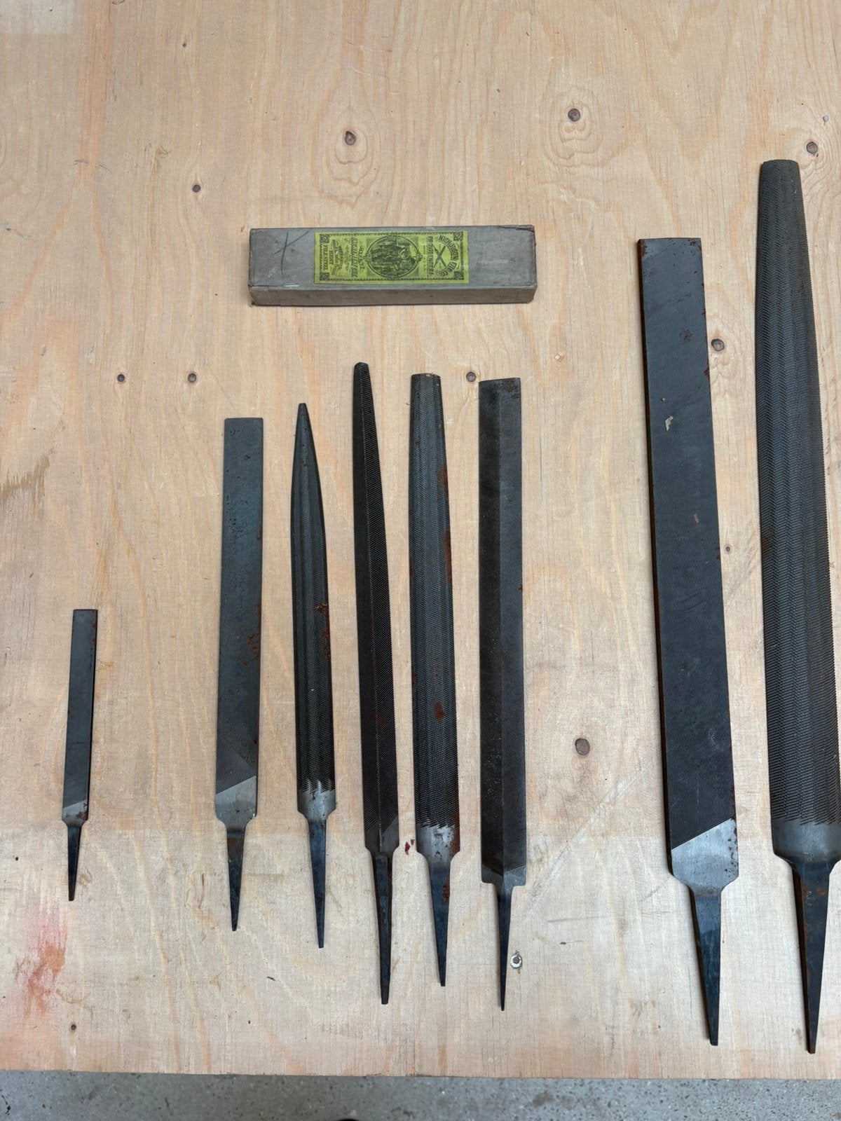 Vijlen, Doe-het-zelf en Bouw, Gereedschap | Handgereedschap, Ophalen of Verzenden, Zo goed als nieuw, Vijl/Rasp
