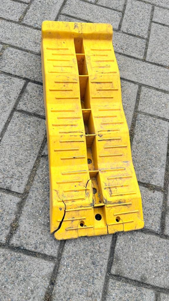 Blok, Caravans en Kamperen, Ophalen, Zo goed als nieuw