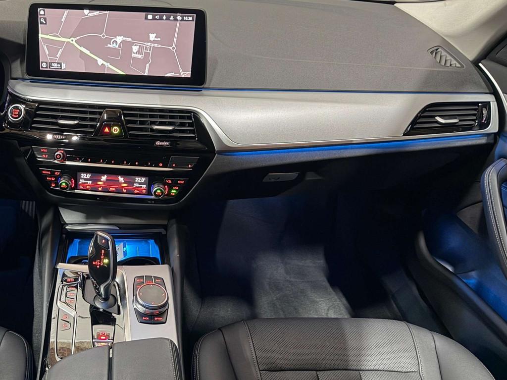 BMW 530 e Plug in Hybride Benzine Automaat Leder Garantie, Autos, BMW, Cuir, Noir, 5 portes, Automatique