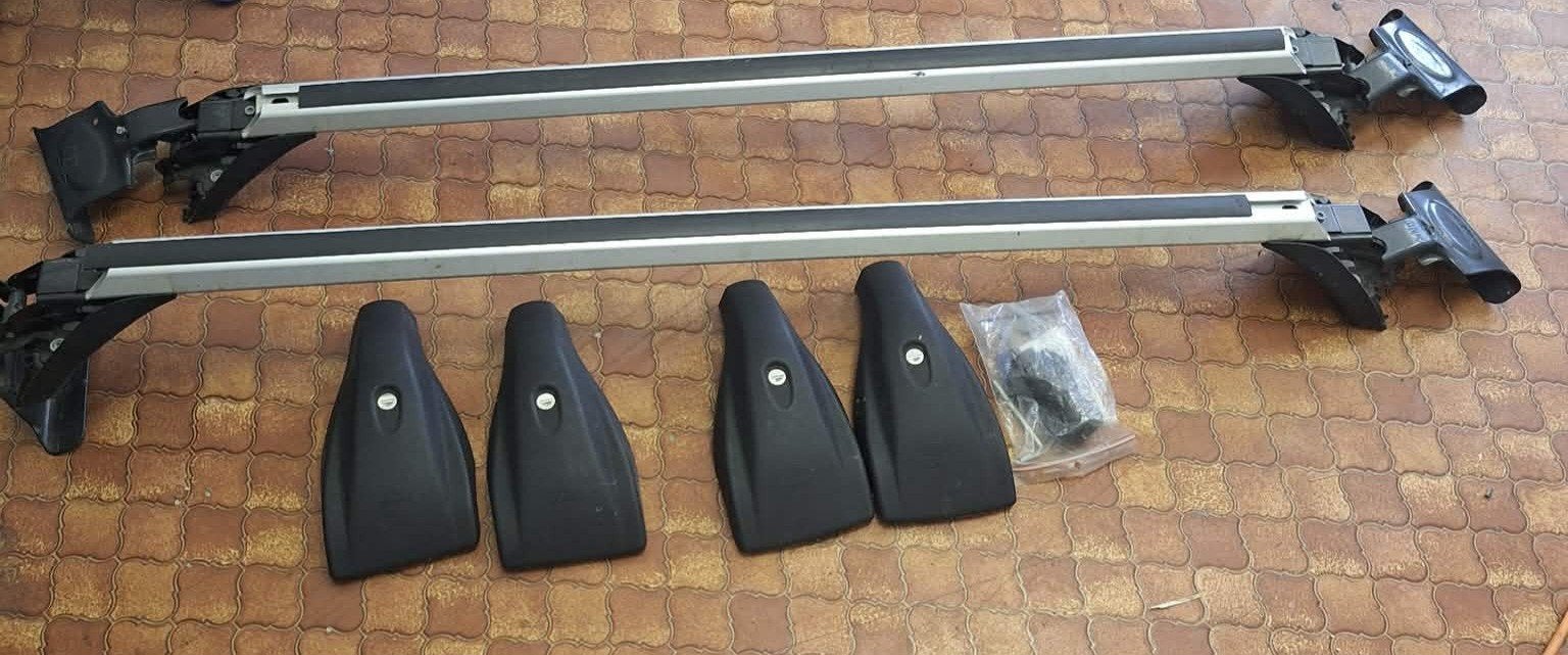 Barre de toit FORD C MAX, Autos : Divers, Porte-bagages, Enlèvement, Comme neuf