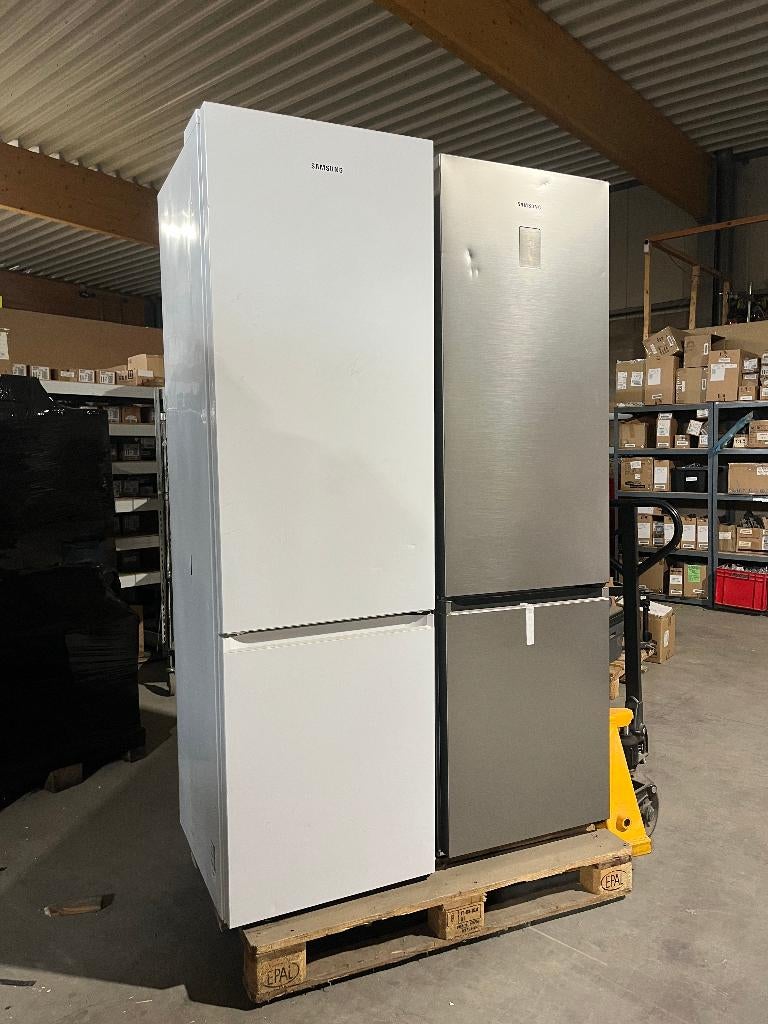 Koelkast tot 75% goedkoper (13 stuks beschikbaar), Elektronische apparatuur, Ophalen, 200 liter of meer, 60 cm of meer, Nieuw