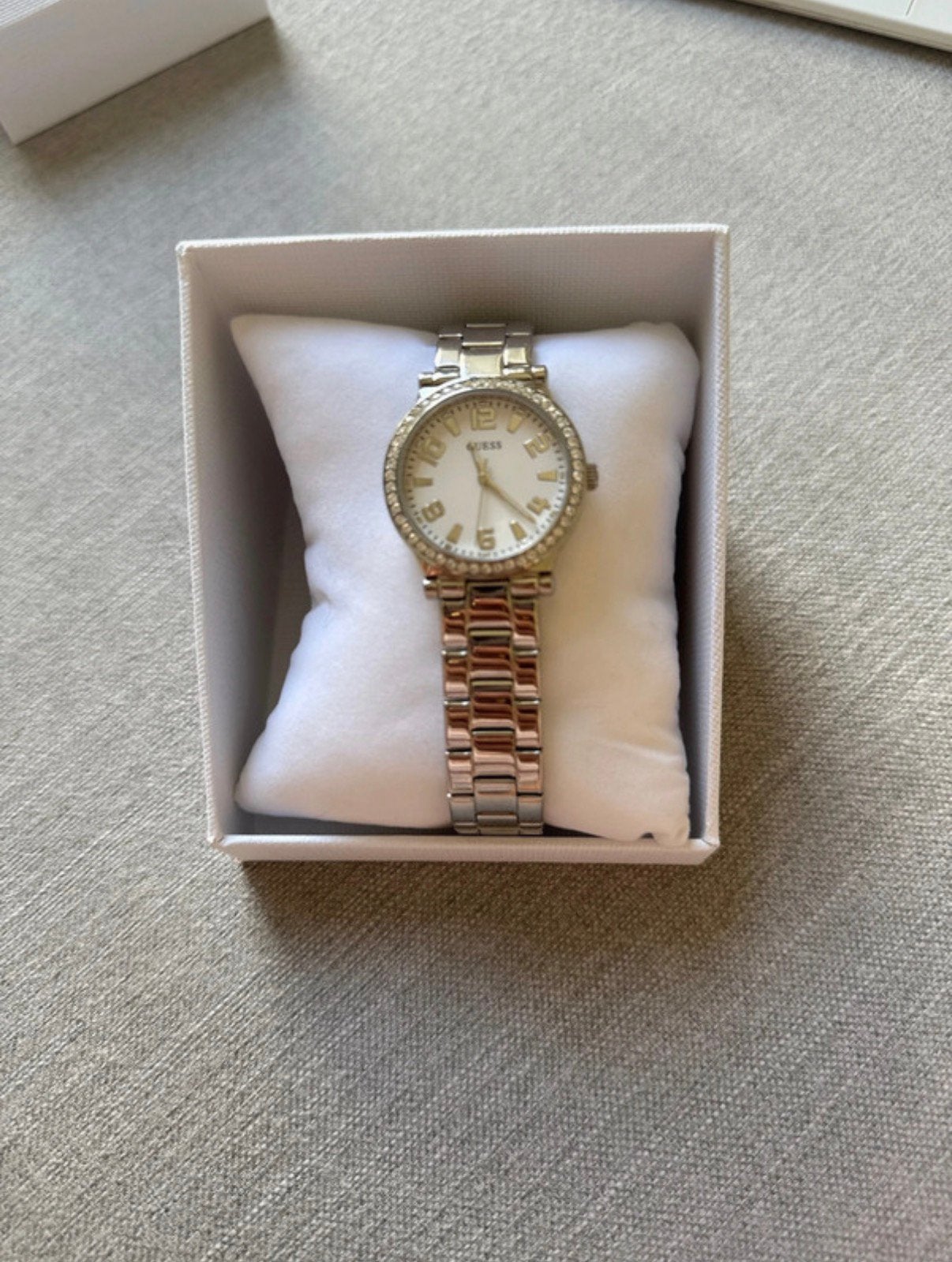 Gloednieuw Guess horloge, Staal, Staal, Guess, Polshorloge