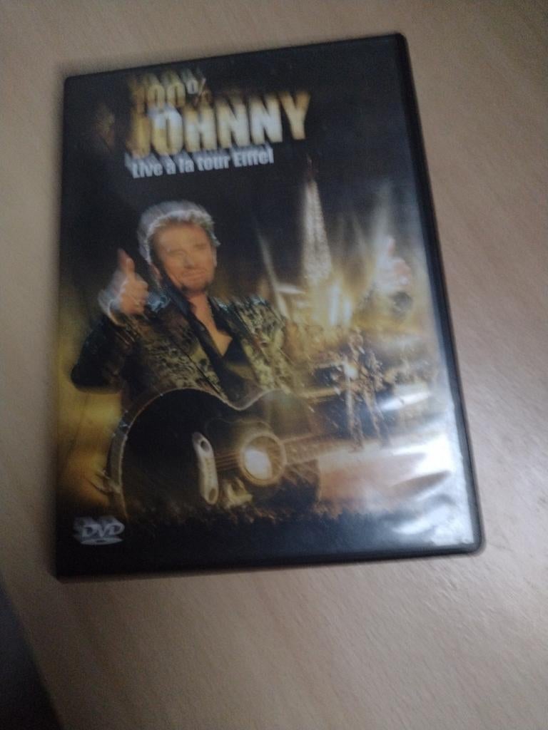 Johnny live DVD à la tour Eiffel neuf, Enlèvement ou Envoi