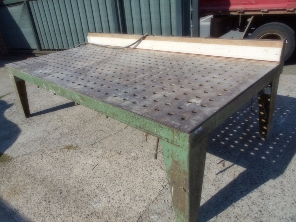 montage pers : EMMES afmeting : L300xB150 cm (lastafel), Ophalen