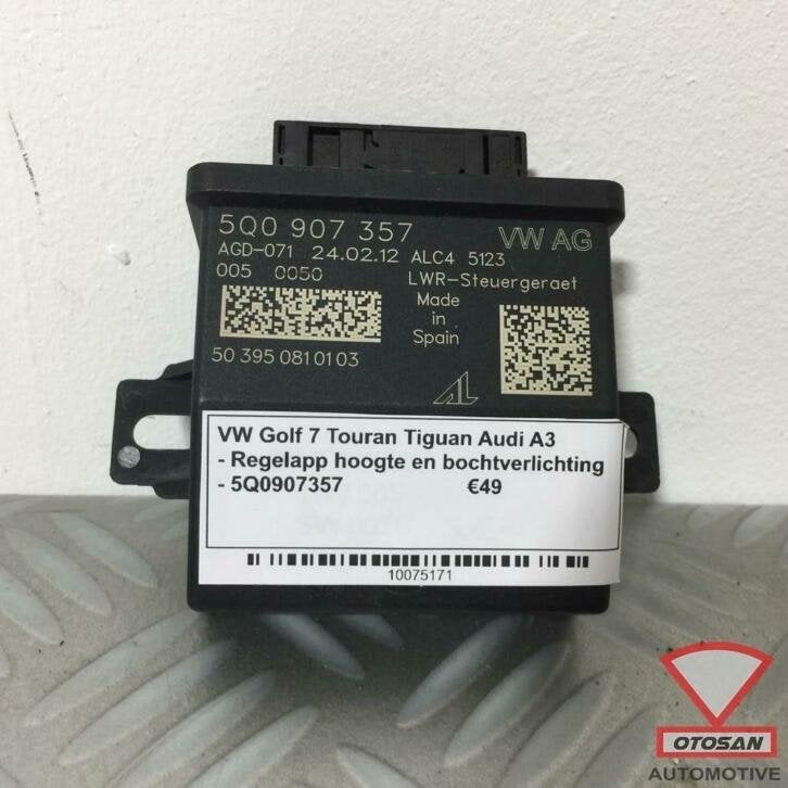 vw golf 7 touran tiguan a3 hauteur feu de virage 5q0907357, Volkswagen, Volkswagen AG, Vw@volkswagen.de, Utilisé