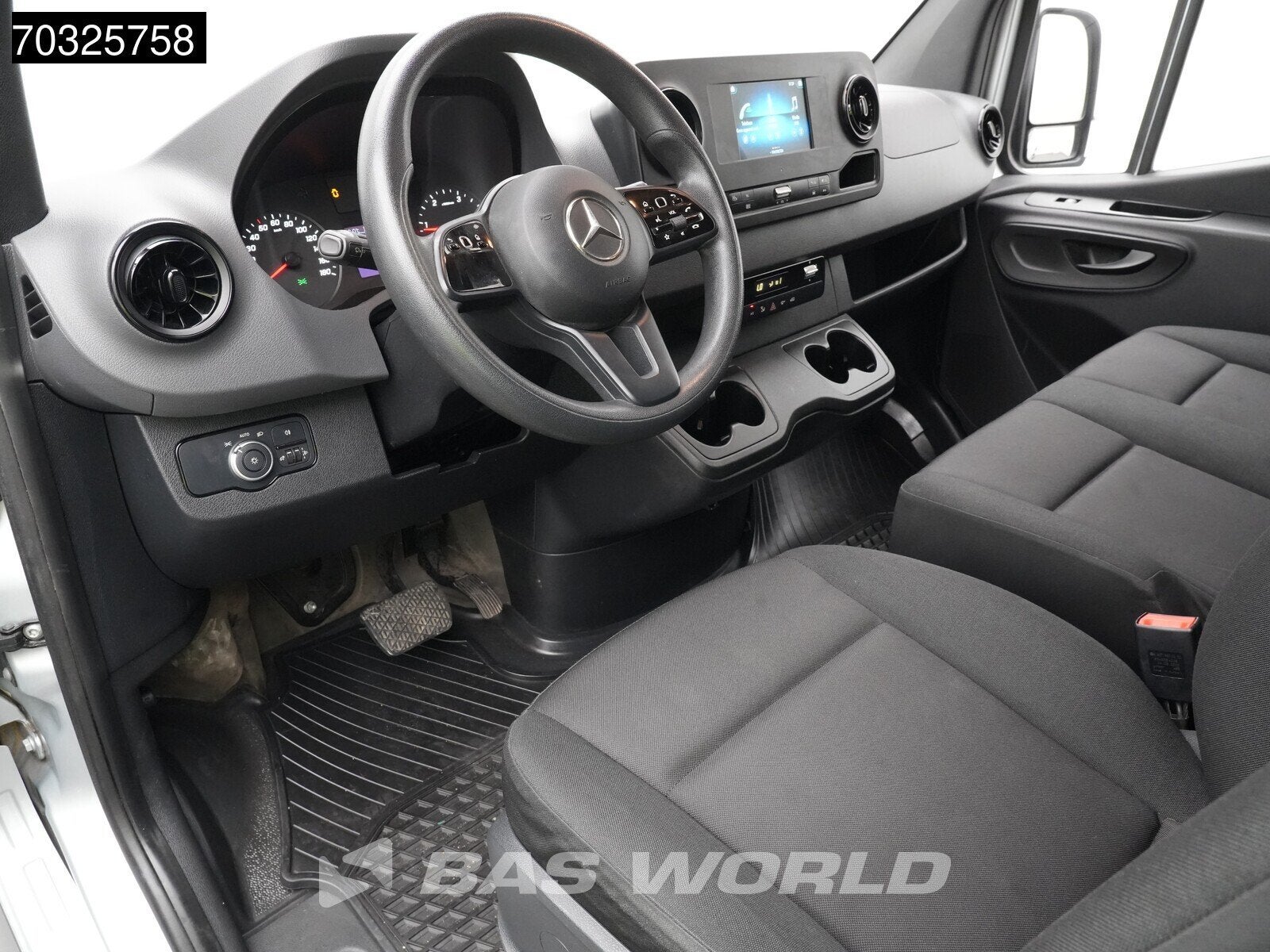 Mercedes Sprinter 215 CDI Automaat 150pk L2H2 MBUX Camera Ai, Argent ou Gris, Achat, Entreprise, 3 places