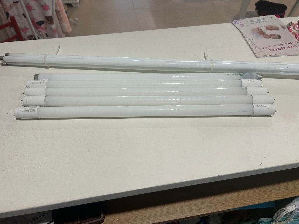 4+1 lampes à tube LED Noxion 9W/ 865, 10 à 30 watts, Comme neuf, Enlèvement, G13 (Fluorescent)
