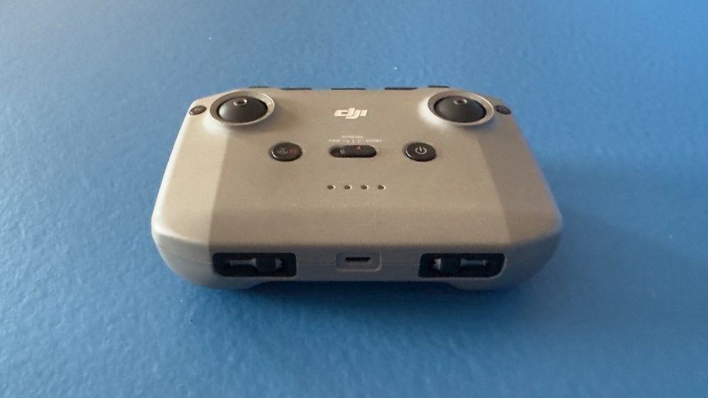 DJI RC-NC3 remote controller, TV, Hi-fi & Vidéo, Drones, Moins de 15 minutes, Enlèvement ou Envoi, Comme neuf, DJI