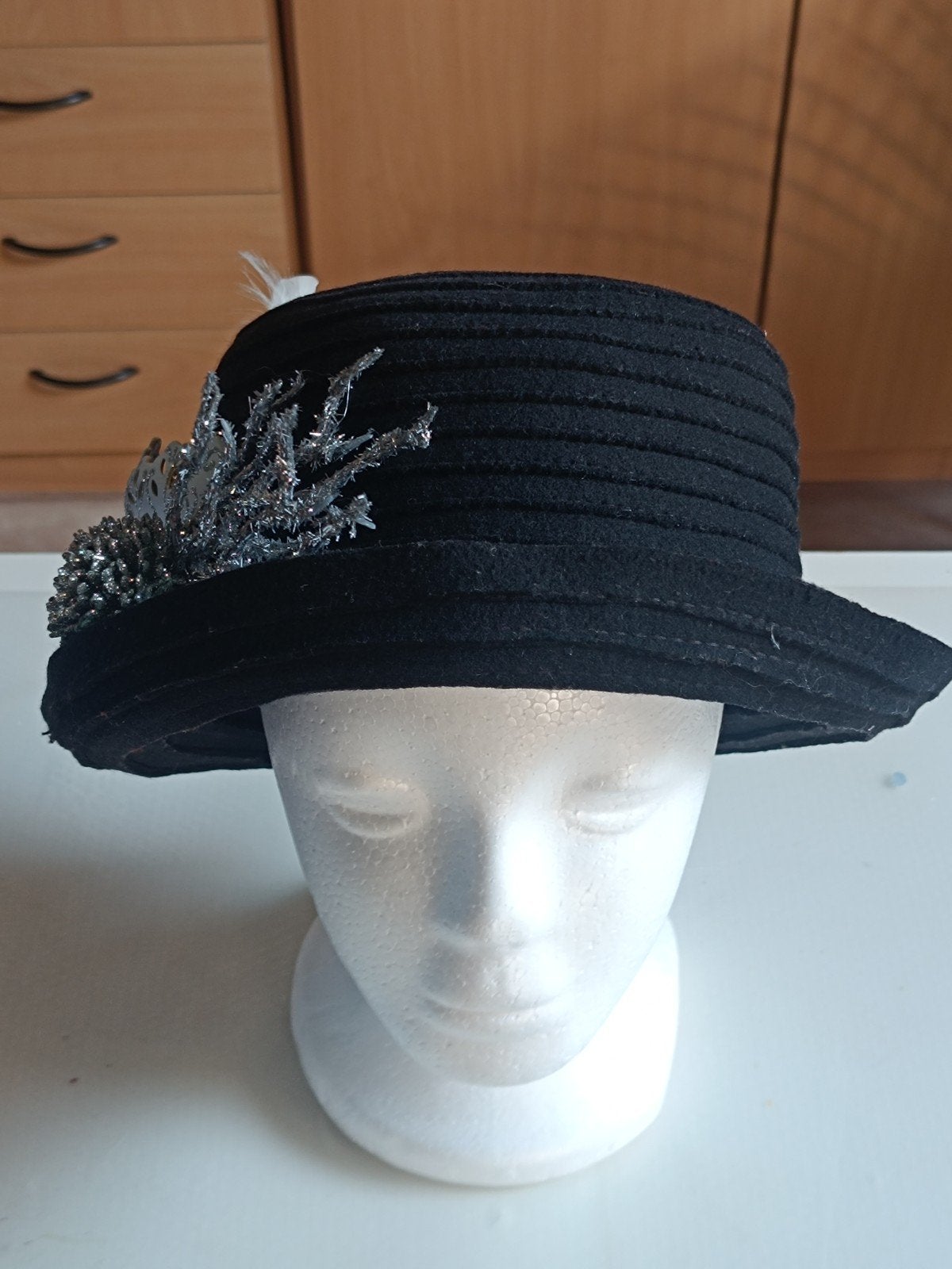 chapeau pour festivités, Vêtements | Femmes, Enlèvement, Comme neuf
