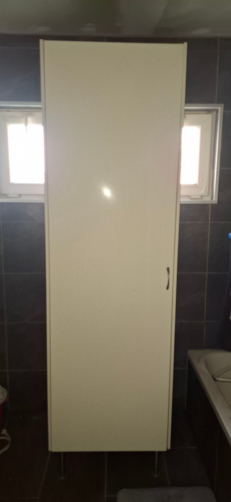 Armoire haute Ikea blanche Faktum., Maison & Meubles, Armoires | Bibliothèques, Utilisé, 50 à 100 cm, 150 à 200 cm, 50 à 75 cm